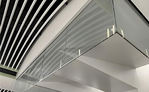 吴堡玻璃挡烟垂壁