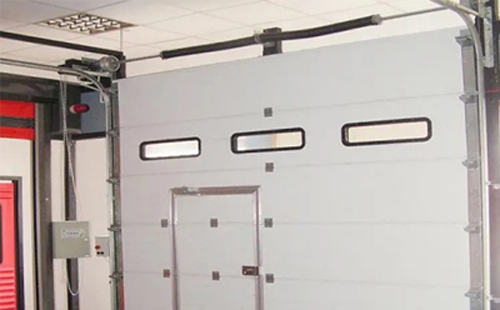 吴堡工业提升门的安装方法