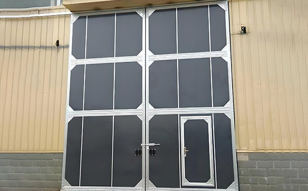 厂房吴堡工业门选择与维护全解析：提升效率与安全的关键要素