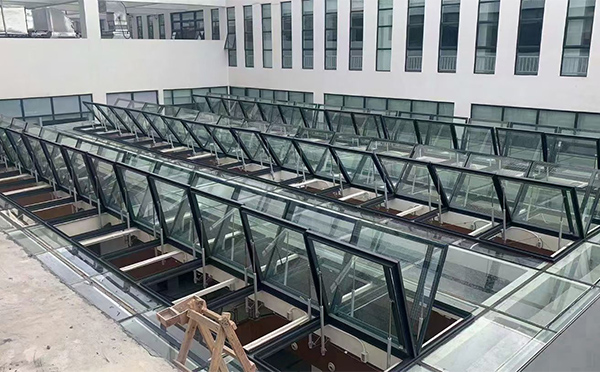 百安科技有限公司近期吴堡排烟窗项目案例分享 百安科技有限公司近期吴堡排烟窗项目案例分享